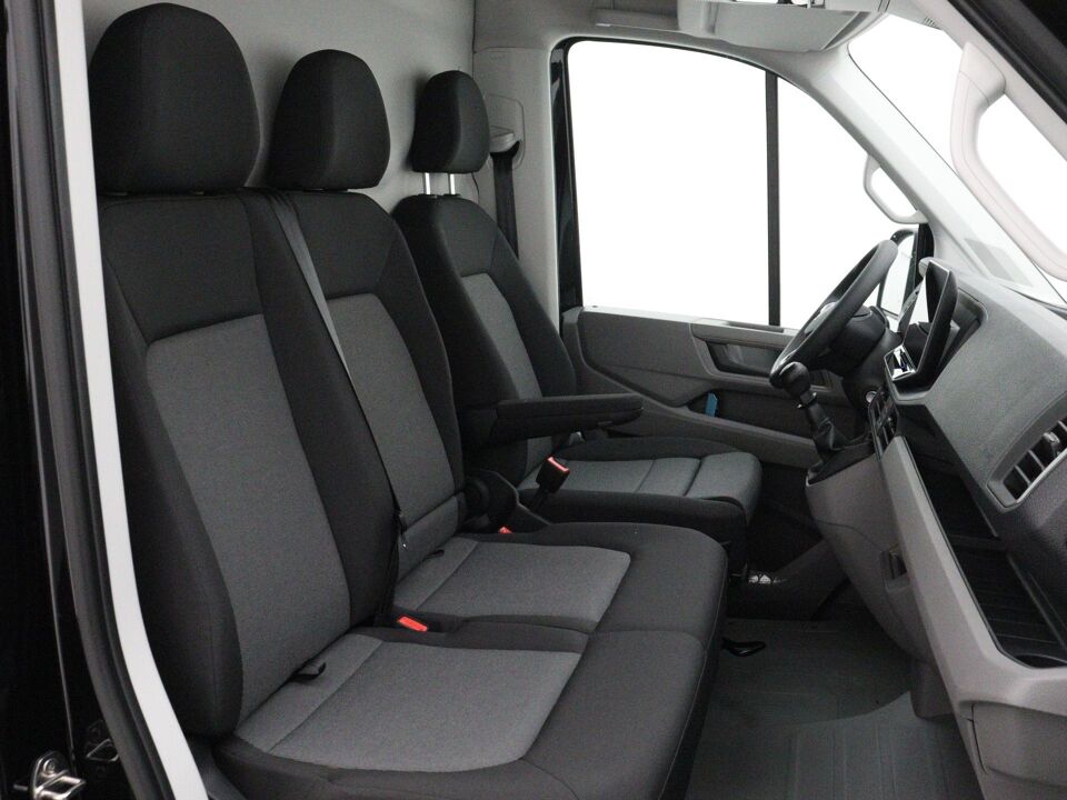 VW-Bedrijfswagens Crafter Highline L3H3 2.0 TDI 103 kW / 140 pk