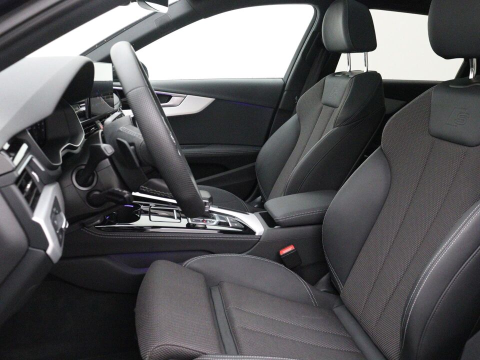 Audi A4 Avant 35 TFSI S edition