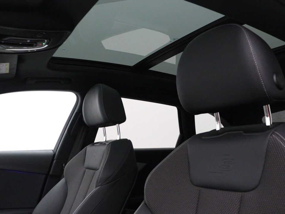 Audi A4 Avant 35 TFSI S edition