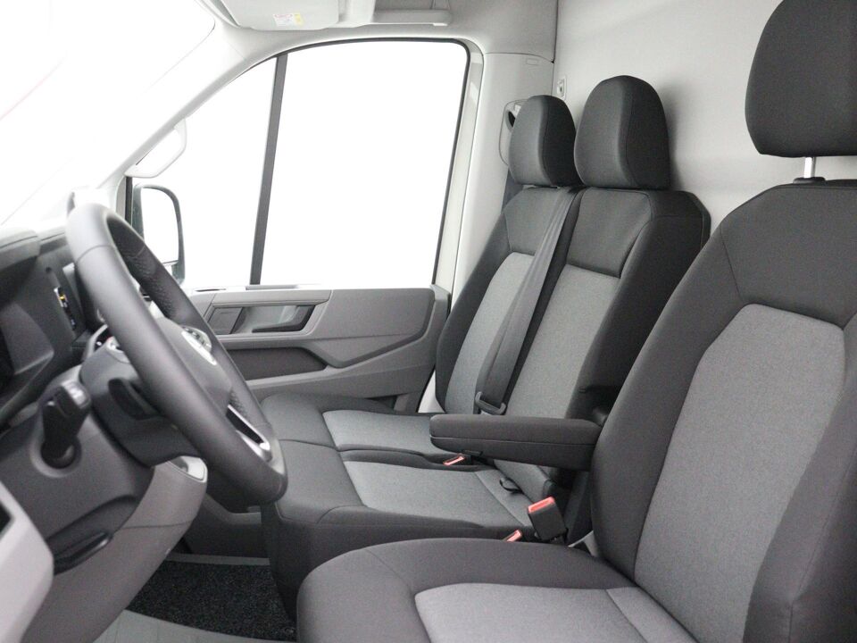 VW-Bedrijfswagens Crafter Exclusive L3H3 2.0 TDI 130 kW / 177 pk