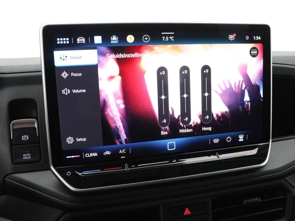 VW-Bedrijfswagens Crafter Highline L3H3 2.0 TDI 103 kW / 140 pk