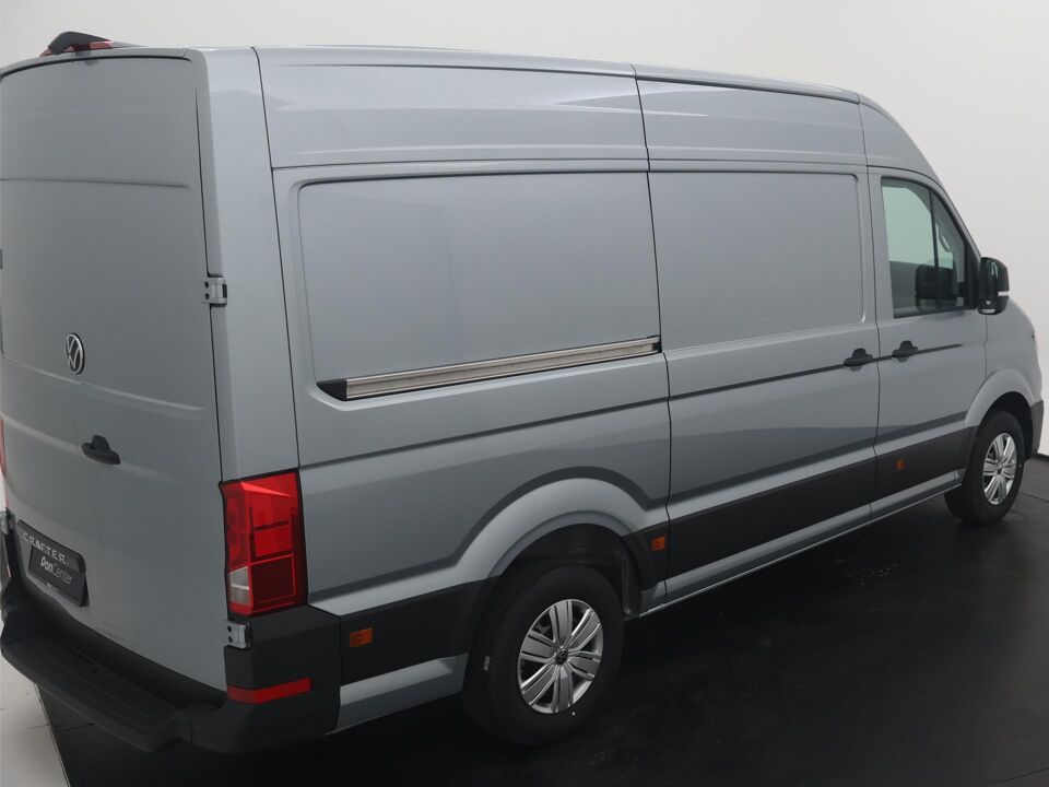 VW-Bedrijfswagens Crafter Highline L3H3 2.0 TDI 103 kW / 140 pk