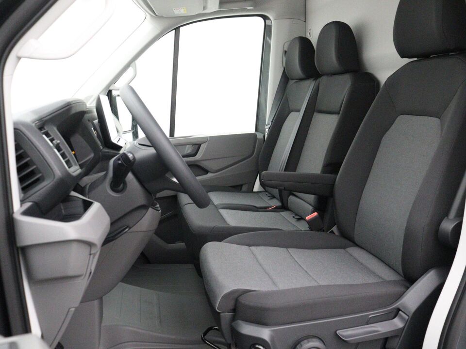 VW-Bedrijfswagens Crafter Highline L3H3 2.0 TDI 103 kW / 140 pk