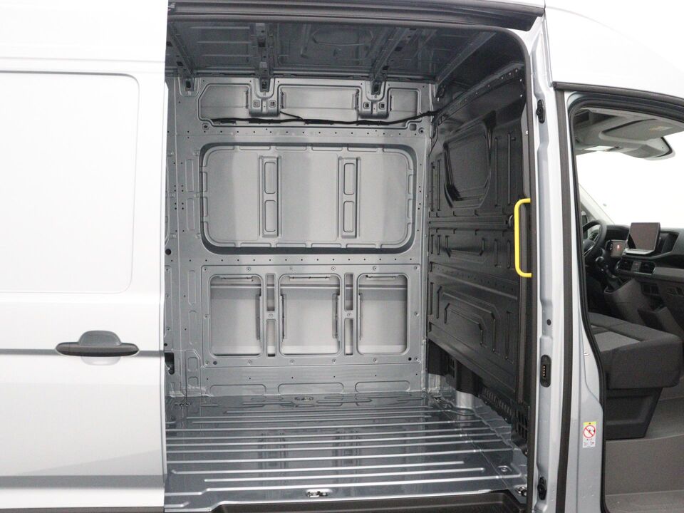 VW-Bedrijfswagens Crafter Highline L3H3 2.0 TDI 103 kW / 140 pk