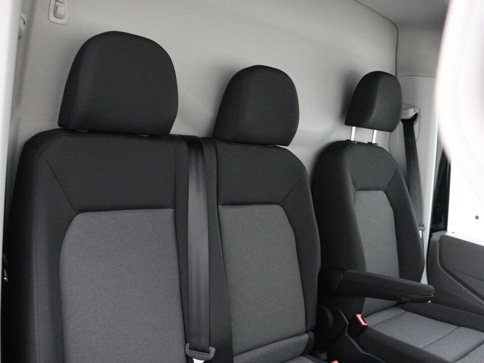 VW-Bedrijfswagens Crafter Highline L3H2 2.0 TDI 103 kW / 140 pk