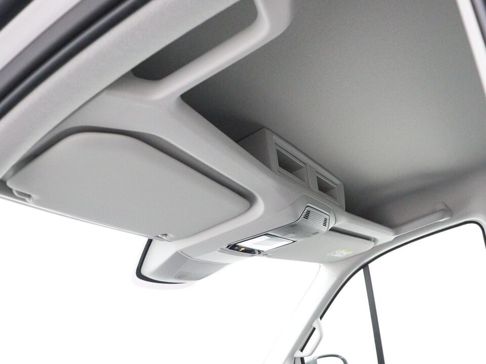 VW-Bedrijfswagens Crafter Exclusive L3H3 2.0 TDI 130 kW / 177 pk
