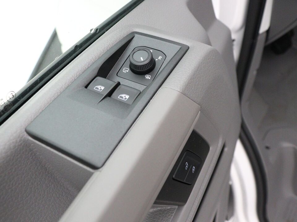 VW-Bedrijfswagens Crafter Exclusive L3H3 2.0 TDI 130 kW / 177 pk