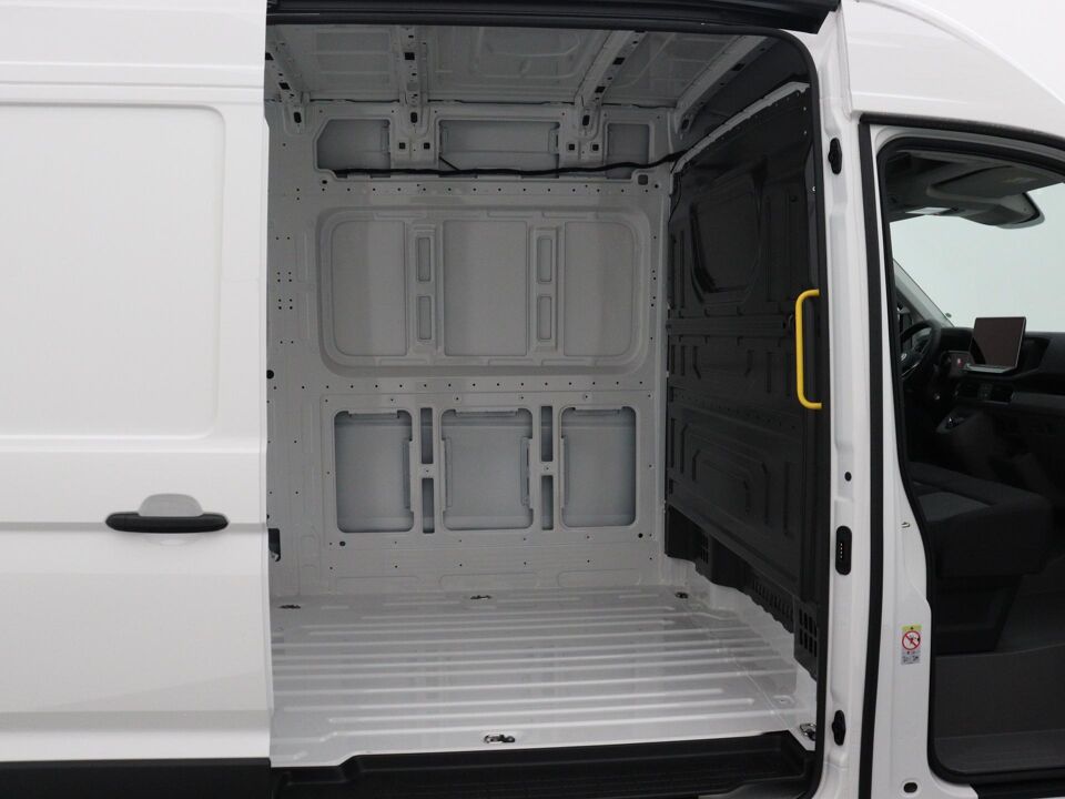 VW-Bedrijfswagens Crafter Exclusive L3H3 2.0 TDI 130 kW / 177 pk