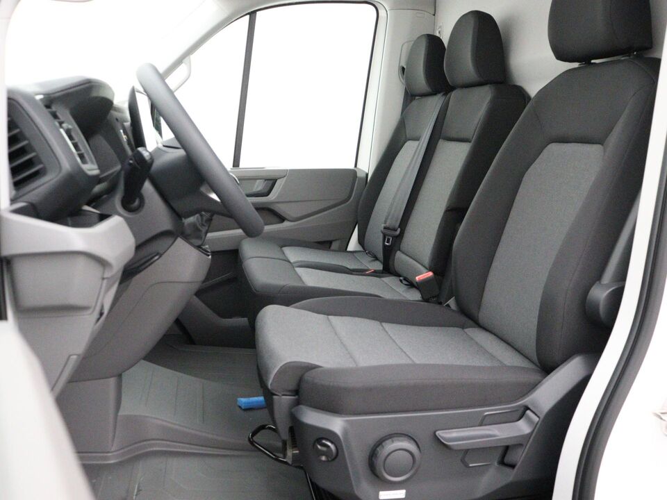 VW-Bedrijfswagens Crafter Highline L3H3 2.0 TDI 130 kW / 177 pk