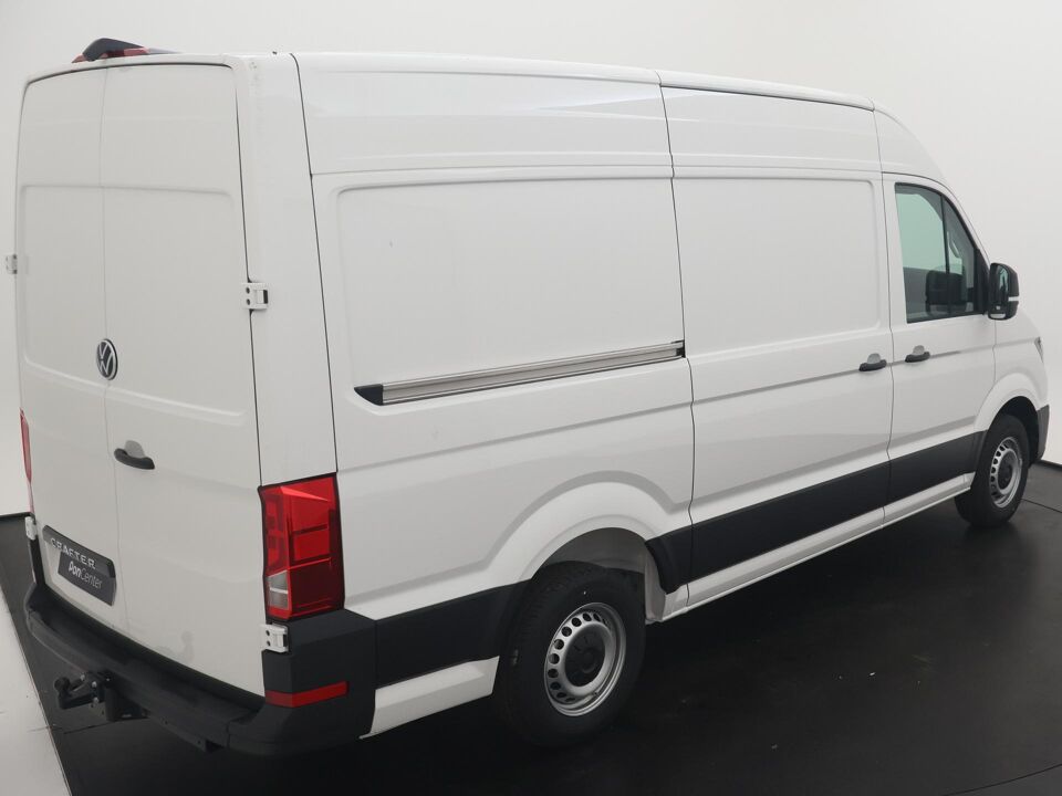 VW-Bedrijfswagens Crafter Highline L3H3 2.0 TDI 103 kW / 140 pk