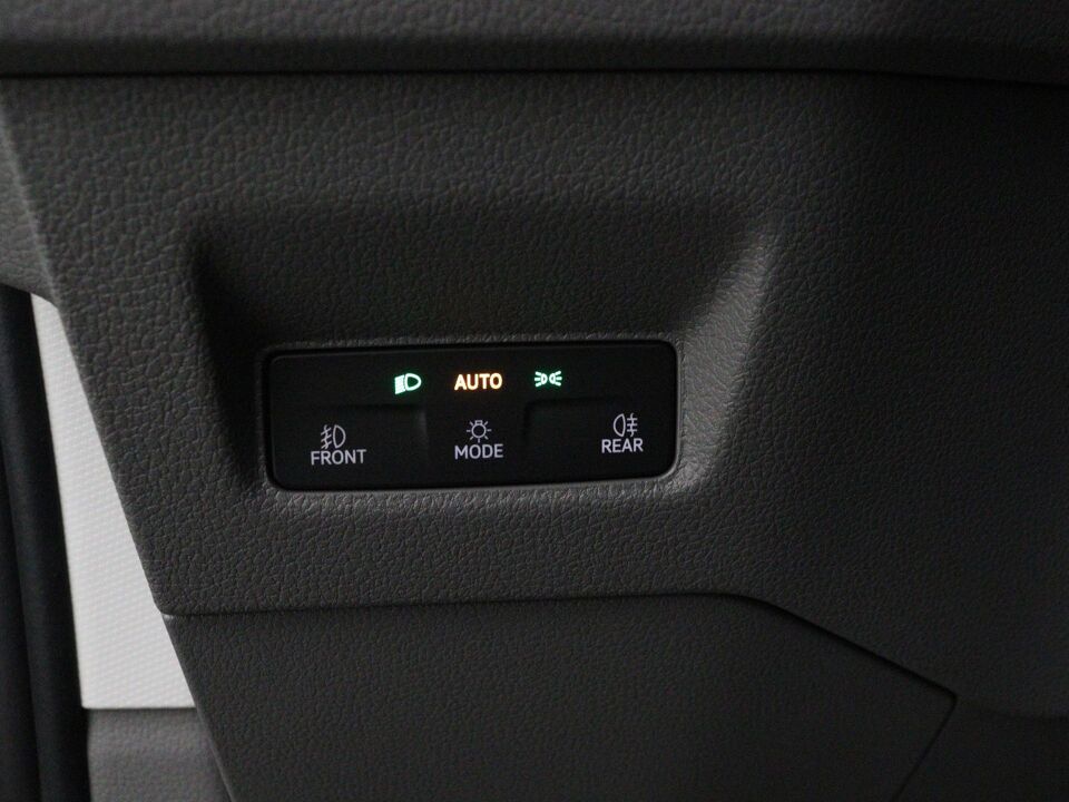 VW-Bedrijfswagens Crafter Highline L3H3 2.0 TDI EU6 103 kW / 140 pk