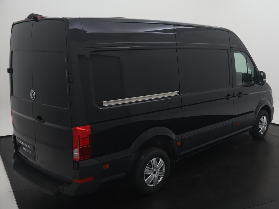 VW-Bedrijfswagens Crafter Highline L3H3 2.0 TDI 103 kW / 140 pk