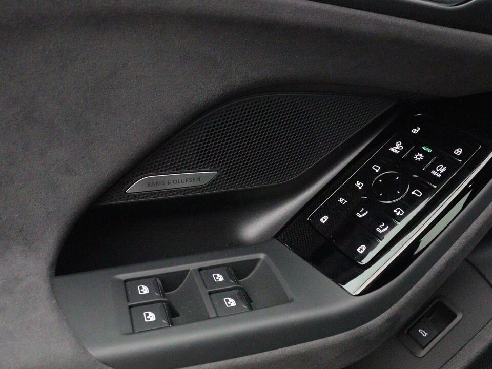 Audi A6 Avant e-tron S edition 100 kWh 315 kW / 428 PK