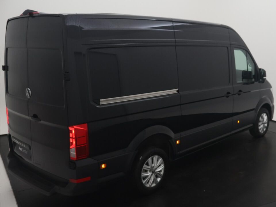 VW-Bedrijfswagens Crafter Exclusive L3H3 2.0 TDI 130 kW / 177 pk