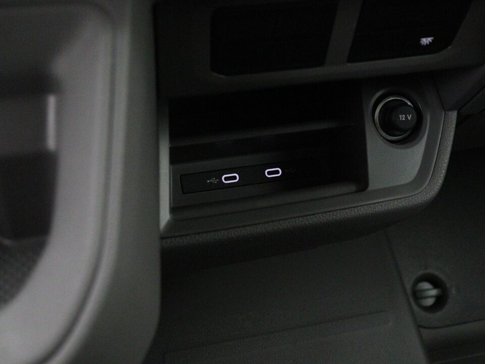 VW-Bedrijfswagens Crafter Exclusive L3H3 2.0 TDI 130 kW / 177 pk