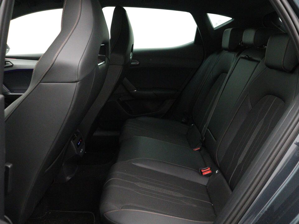 CUPRA Leon 1.4 e-Hybrid VZ Business