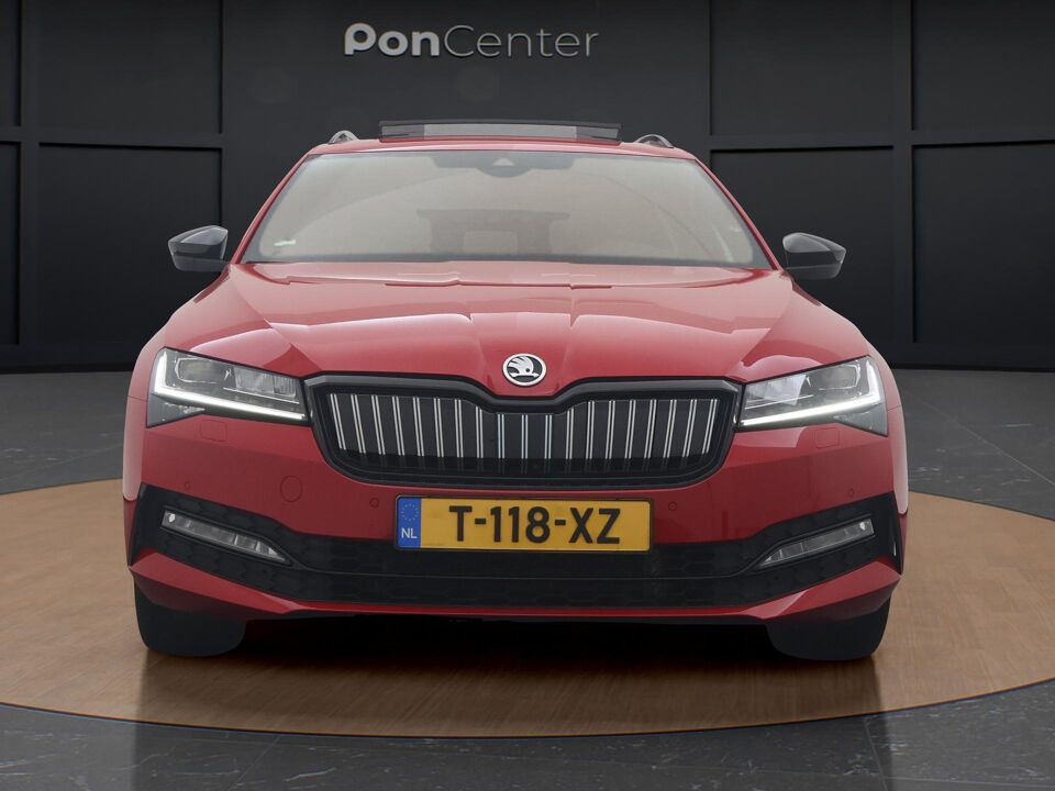 Škoda Superb Combi 1.4 TSI iV Sportline Business