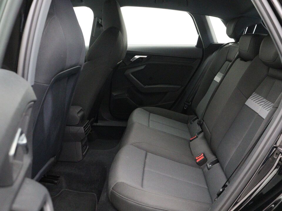 Audi A3 Sportback 40 TFSI e Business edition