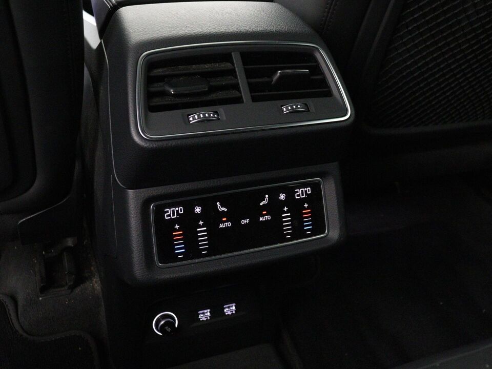 Audi e-tron e-tron 55 quattro 95 kWh