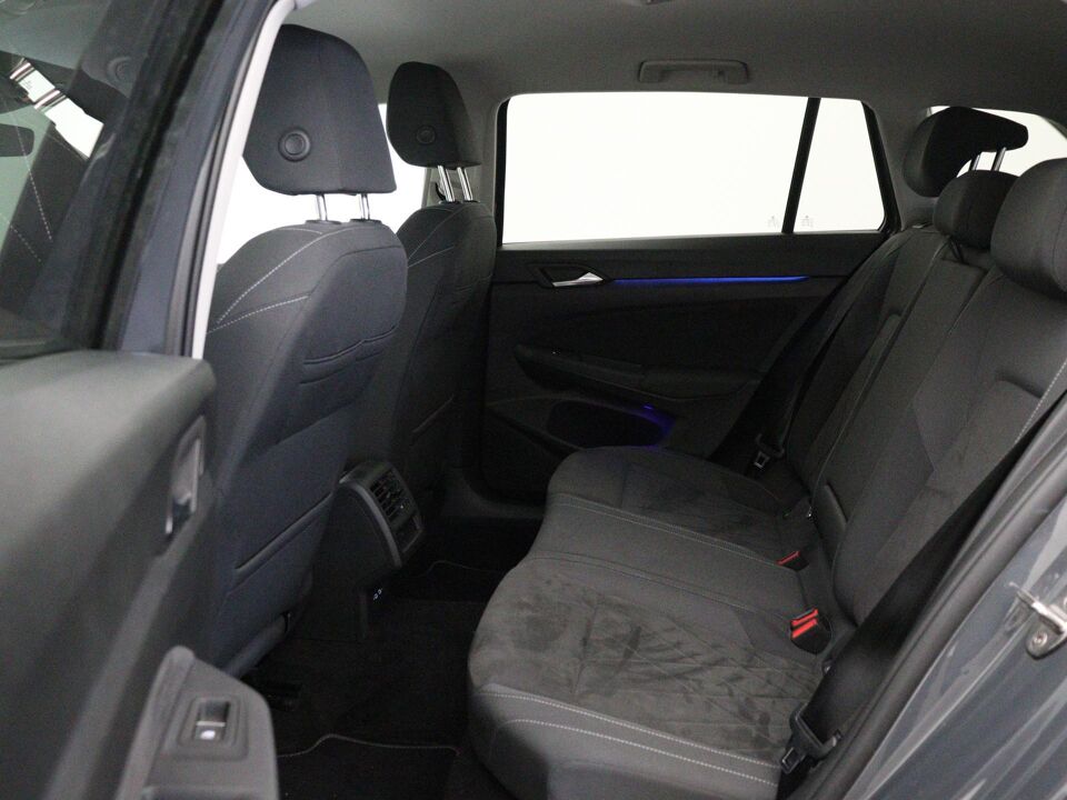 Volkswagen GOLF Variant 1.0 TSI Life Business