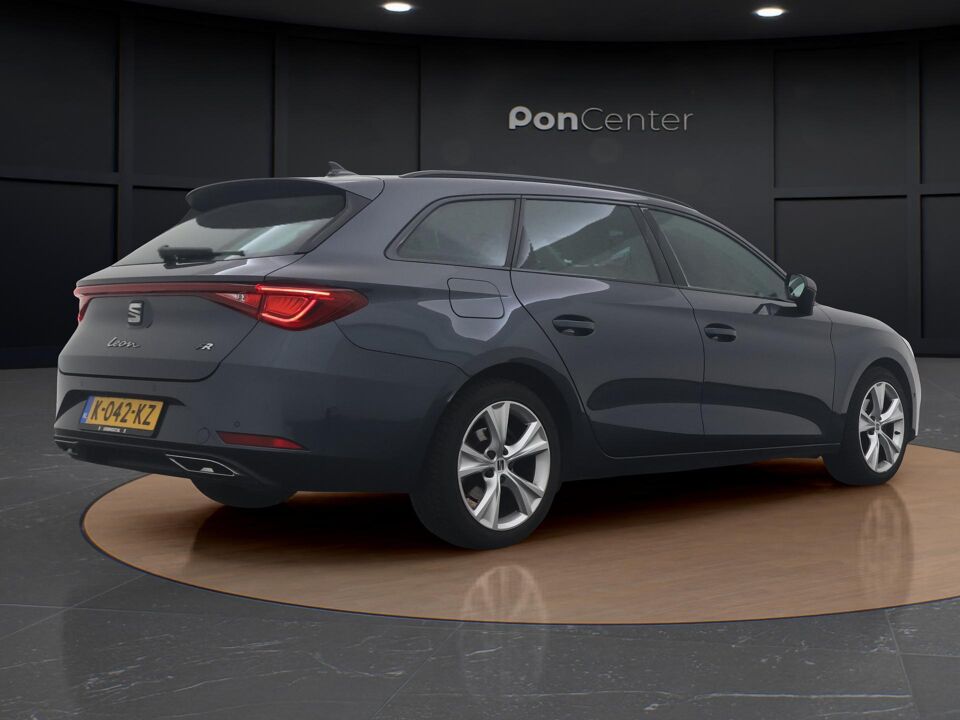 SEAT Leon Sportstourer 1.5 eTSI FR Launch Edition