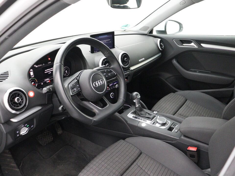 Audi A3 Sportback 40 TFSI e Advanced edition