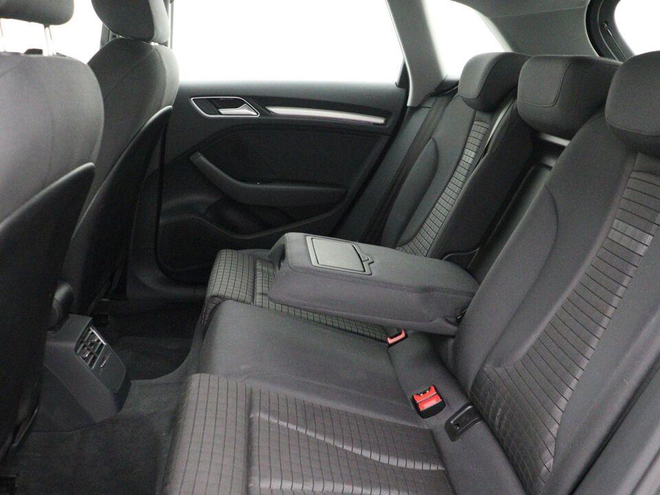 Audi A3 Sportback 40 TFSI e Advanced edition