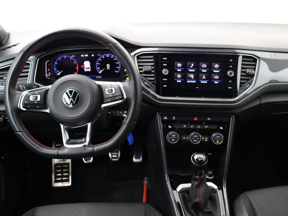 Volkswagen T-Roc 1.5 TSI 150PK Sport Business R