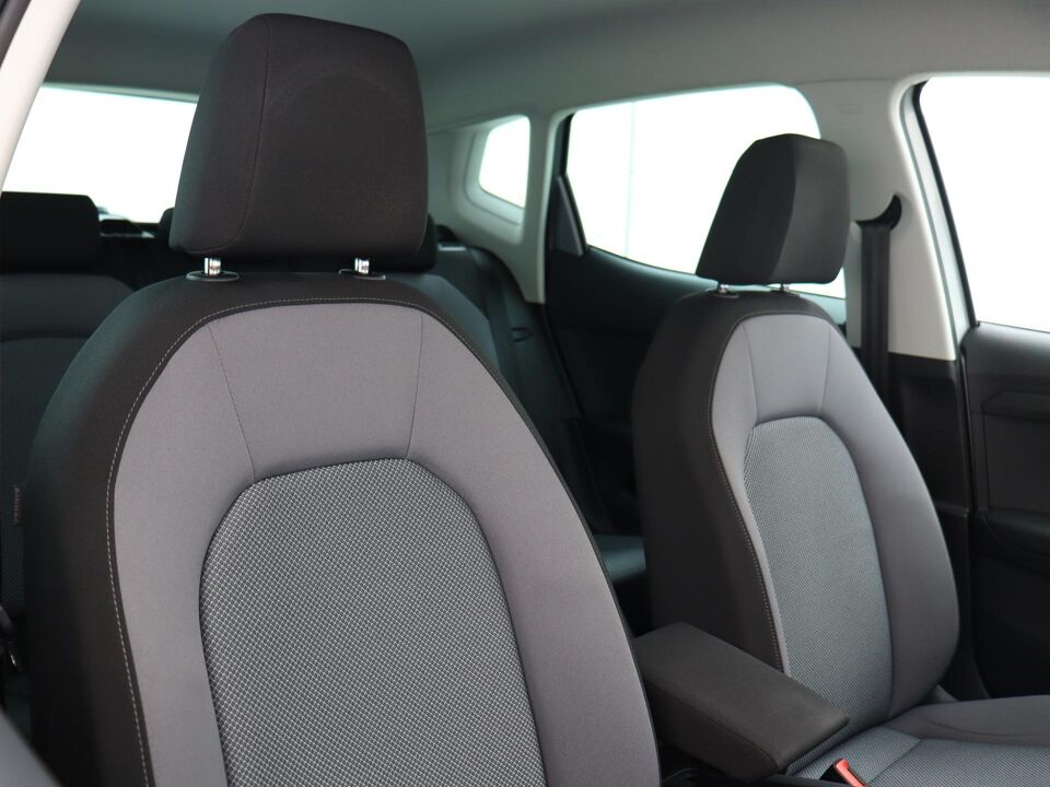 SEAT Arona 1.0 TSI 110 PK Style Business Intense