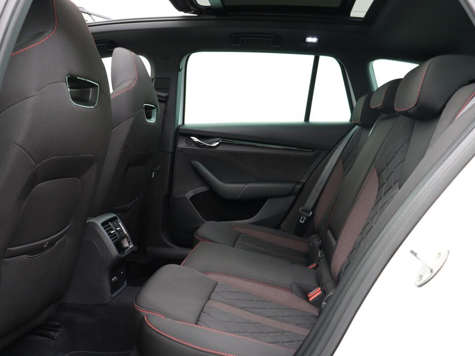 Škoda Octavia Combi 1.4 TSI RS 245 PK iV PHEV Business