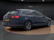 Volkswagen Passat Variant 1.5 TSI R-Line Business +