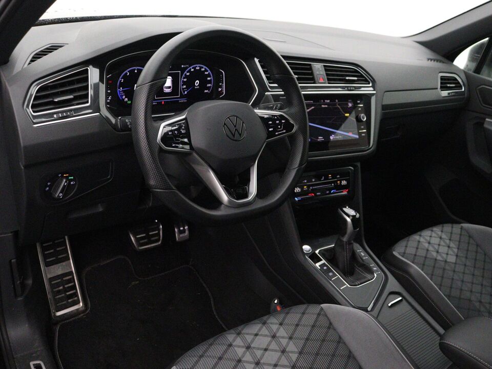 Volkswagen Tiguan 1.5 TSI R-Line Business+