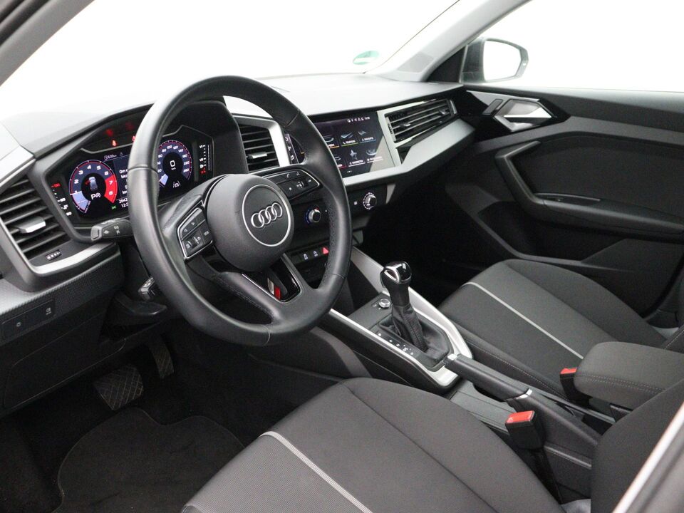 Audi A1 Sportback 25 TFSI Advanced edition