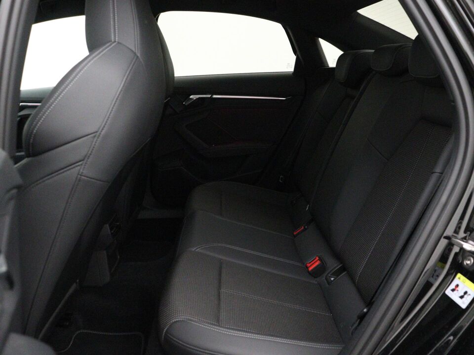Audi A3 Limousine 35 TFSI S edition