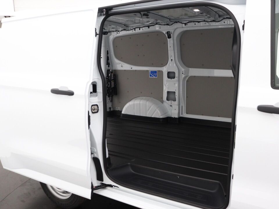 VW-Bedrijfswagens Transporter 2.0 TDI 110PK L1H1 Life