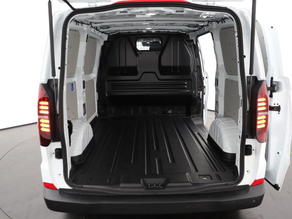 VW-Bedrijfswagens Transporter 2.0 TDI 110PK L1H1 Life