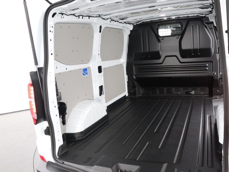 VW-Bedrijfswagens Transporter 2.0 TDI 110PK L1H1 Life