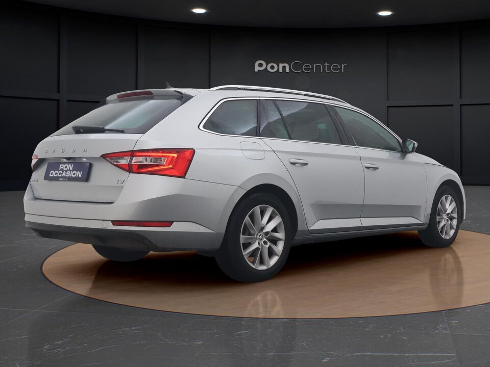 Škoda Superb Combi 1.4 TSI iV Ambition