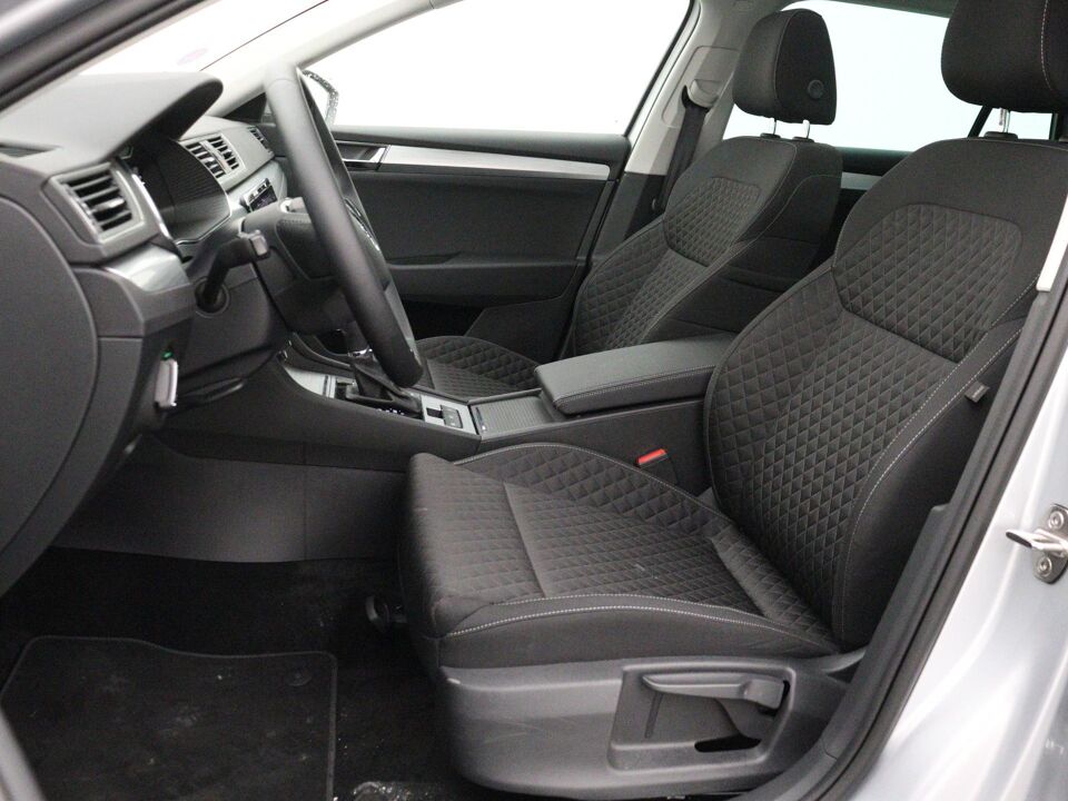 Škoda Superb Combi 1.4 TSI iV Ambition