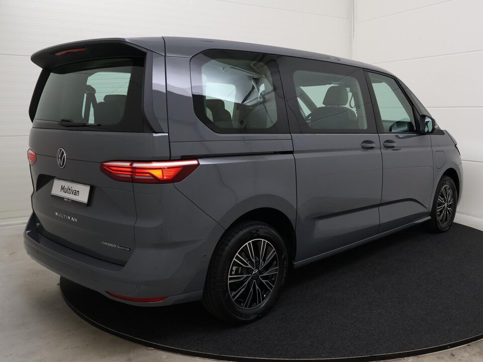 Volkswagen Multivan Economy Business L1 1.5 eHybrid 180 kW / 245pk