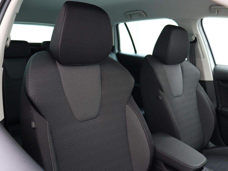 Škoda Octavia Combi Business Edition 1.5 TSI m-HEV 85 kW / 115 PK