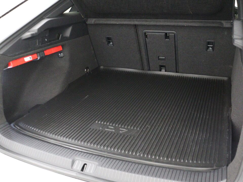 Volkswagen ID.7 Pro Business 77 kWh
