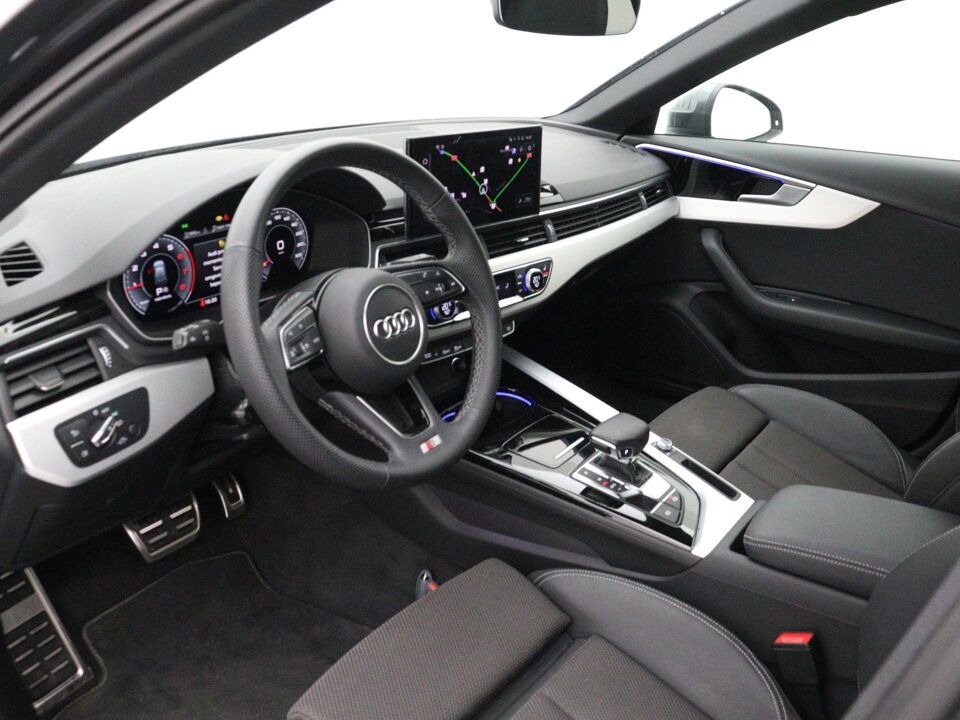 Audi A4 Avant 35 TFSI S edition Competition