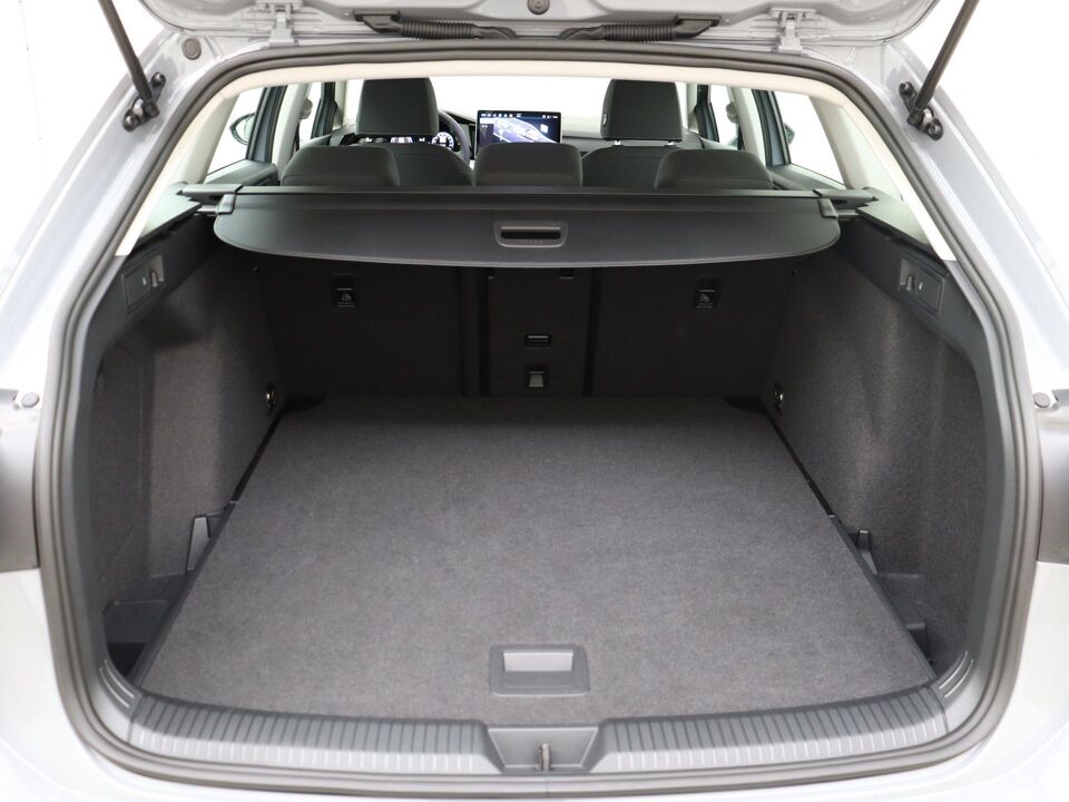 Volkswagen GOLF Variant 1.5 eTSI 150PK Life DSG