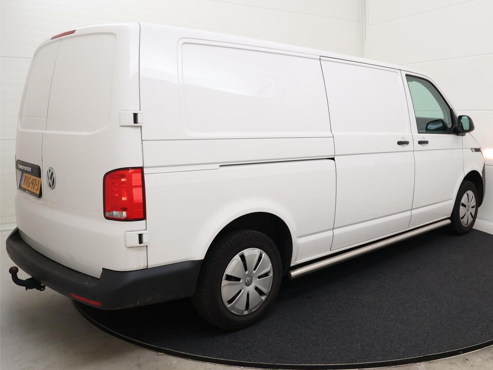 VW-Bedrijfswagens Transporter 2.0 TDI 110 PK L2H1 28 Economy Business