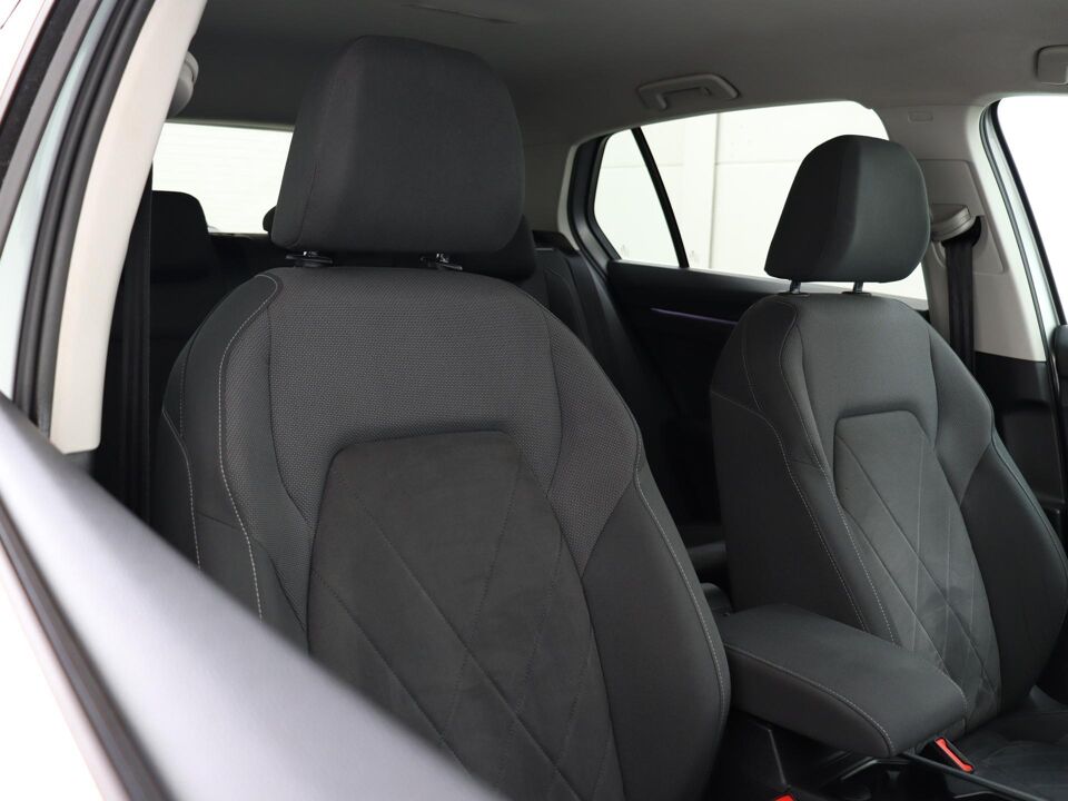 Volkswagen Golf 1.5 eTSI 150 PK DSG Style