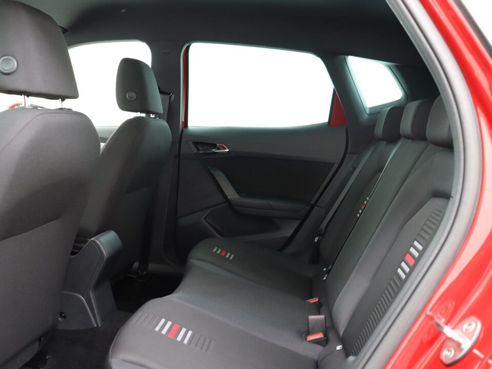 SEAT Arona 1.0 TSI 115 PK DSG FR Business Intense