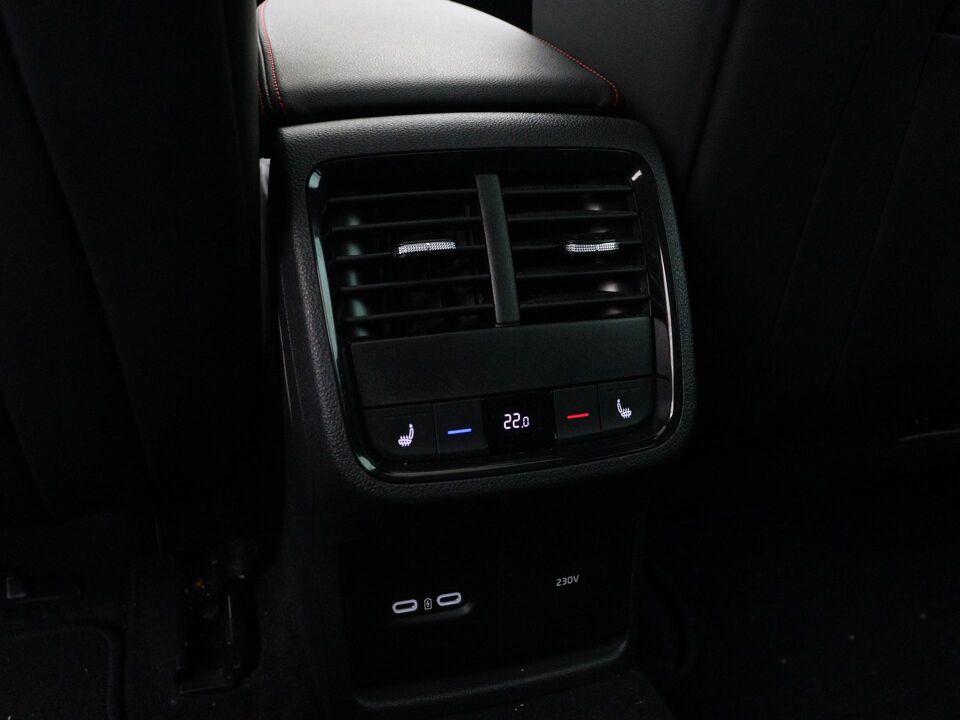Škoda Octavia Combi 1.4 TSI RS iV PHEV Business