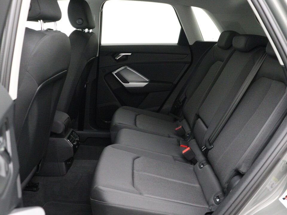Audi Q3 45 TFSI e S edition