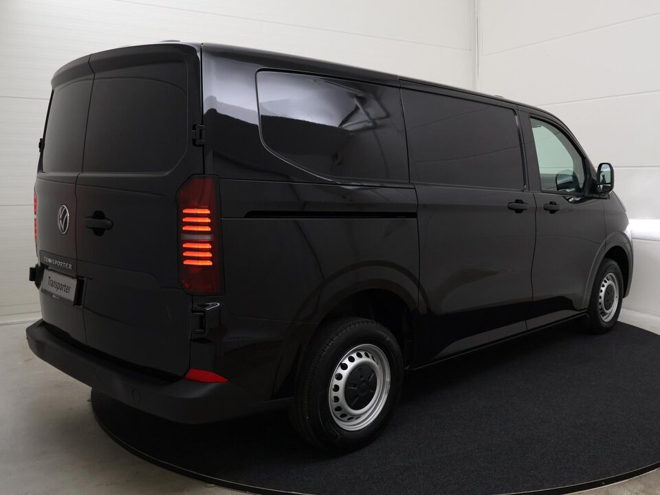 VW-Bedrijfswagens Transporter 2.0 TDI L1H1 28 Life Intro